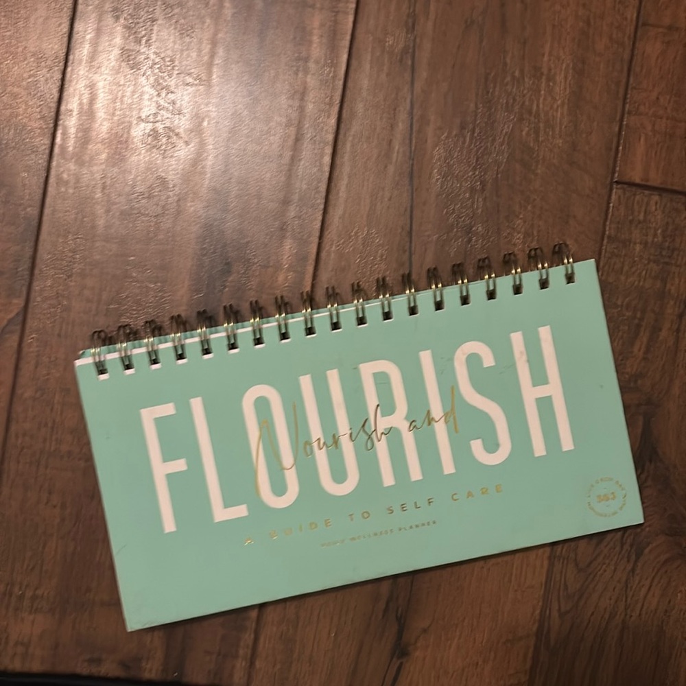 Daily Wellness Planner - 365 Days of wellness